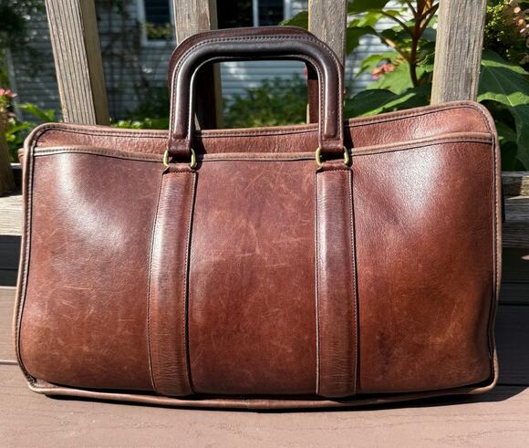 Coach Handbags - Vintage Coach Embassy Briefcase Style Bag